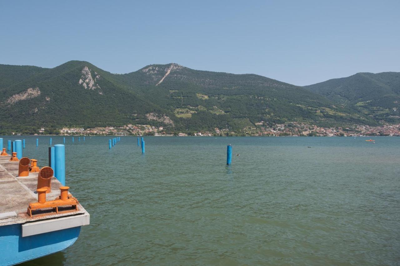 Interno 2 Apartment Iseo Bagian luar foto